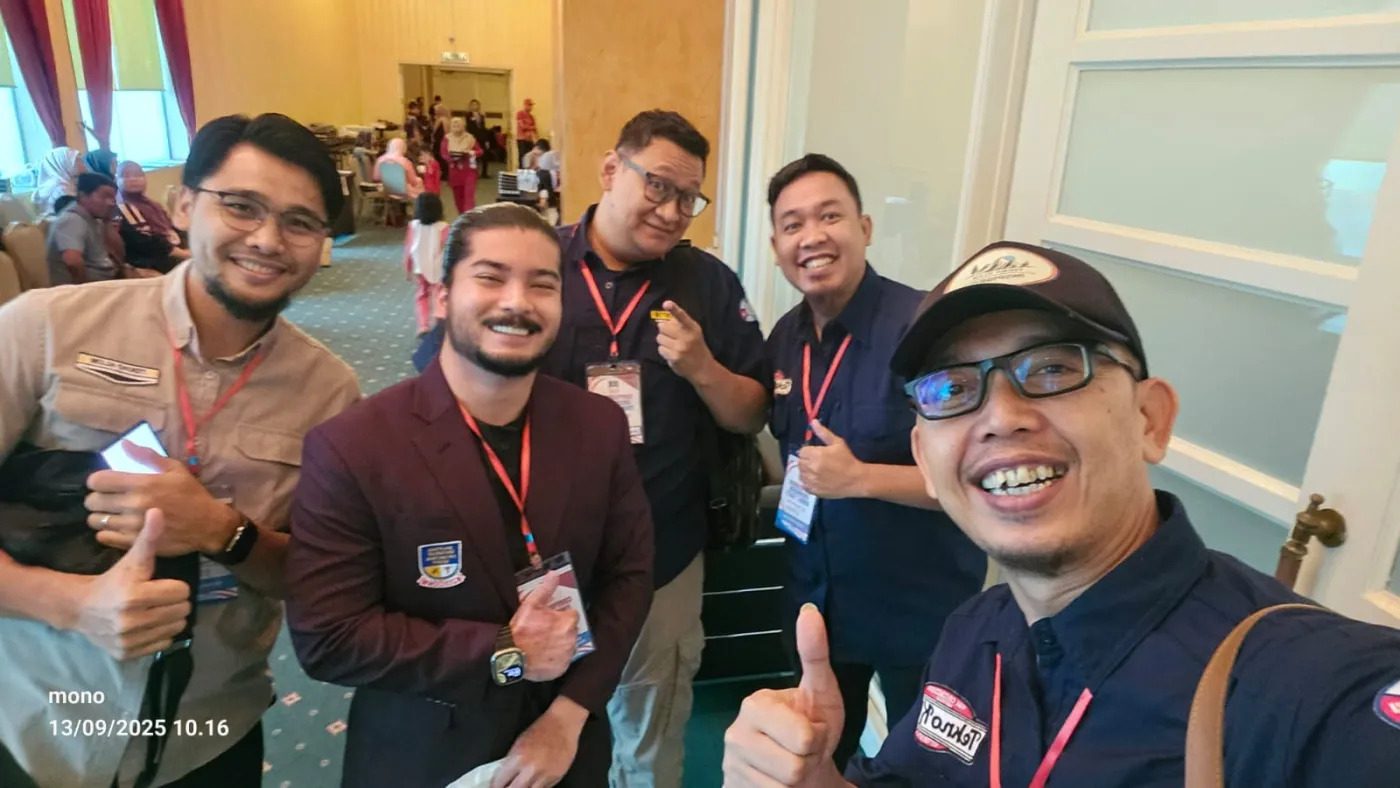 Peserta PCC2-1 / CCC7 bergambar bersama