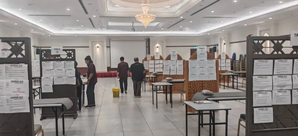 Ruang pameran dan maklumat kursus PCC2-3 di Putrajaya