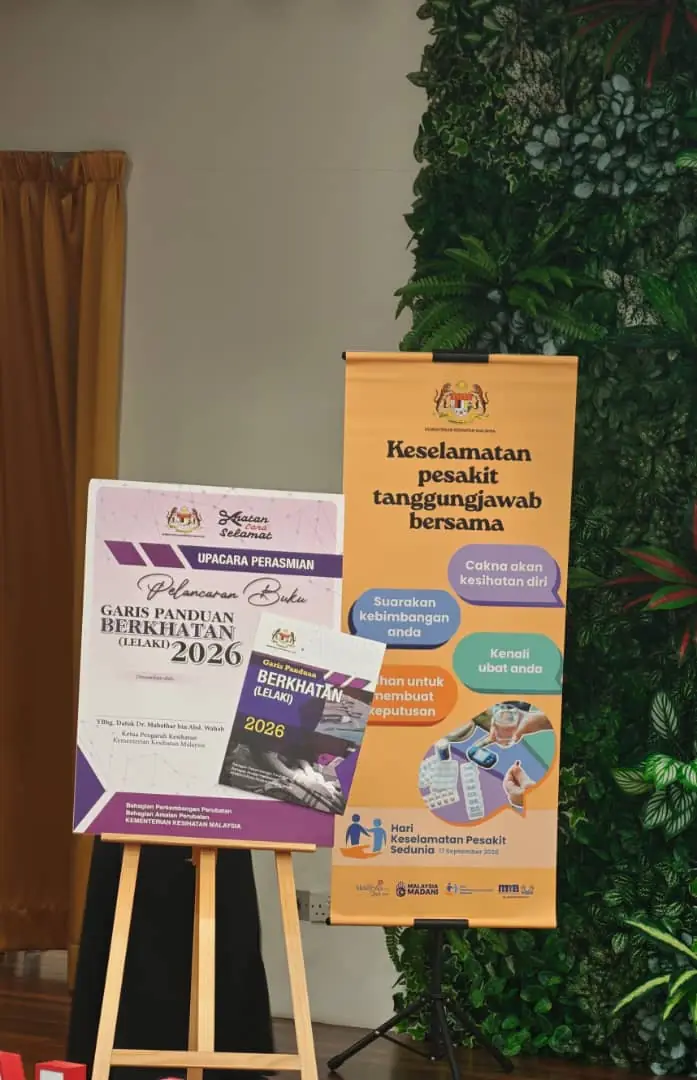 Sepanduk majlis pelancaran Garis Panduan Berkhatan 2026